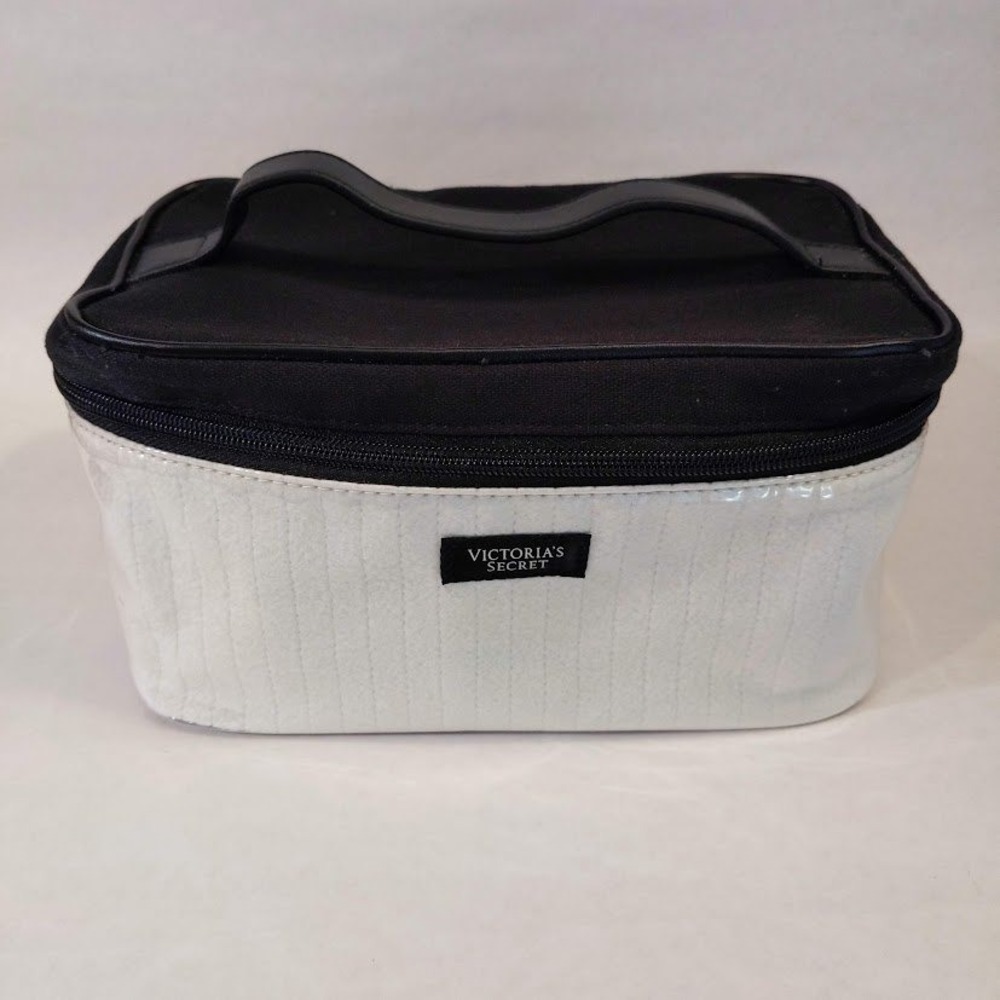 Victorias Secret Quilted Faux Fur Train Case Makeup Bag Black White 11062099